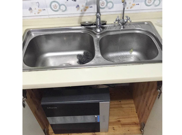 溪香米兰净水器安装